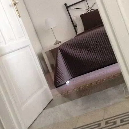 Ballarhome Bed & Breakfast 2*